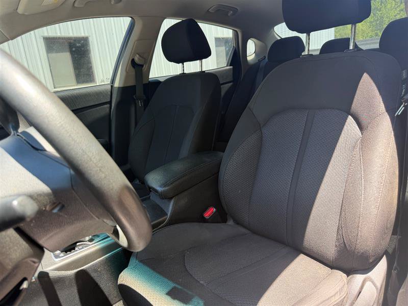 Used 2018 Kia Optima LX FWD image 12