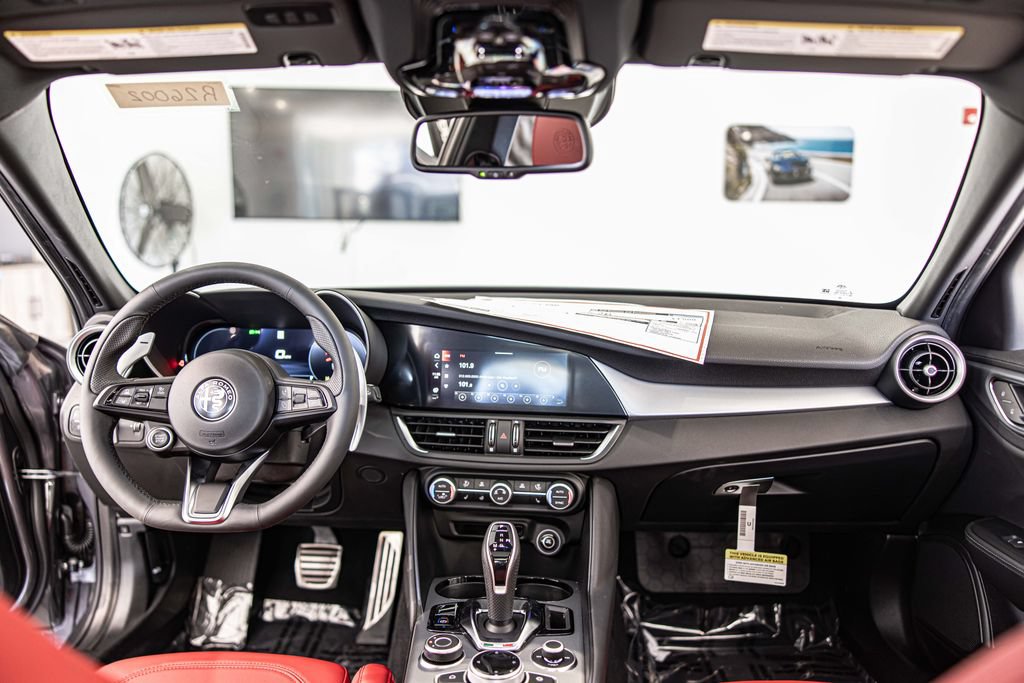 New 2026 Alfa Romeo Giulia AWD w/ Driving Assist Package image 36
