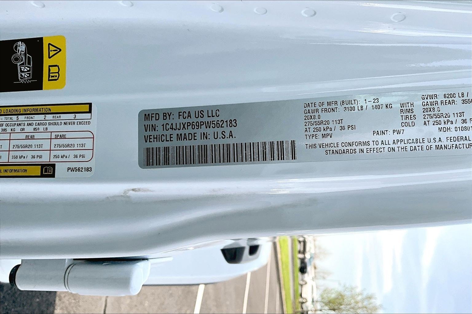 Used 2023 Jeep Wrangler Unlimited Sahara AWD/4WD image 19