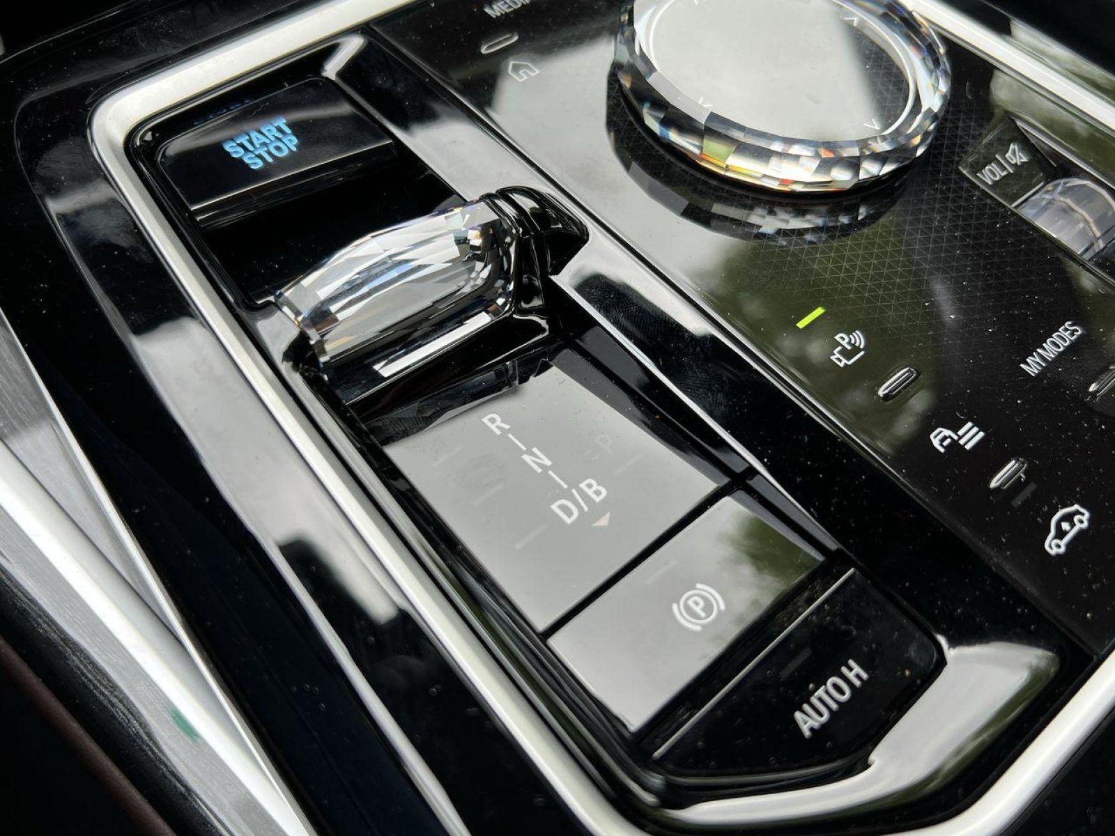New 2025 BMW i7 eDrive50 w/ Executive Package RWD image 19