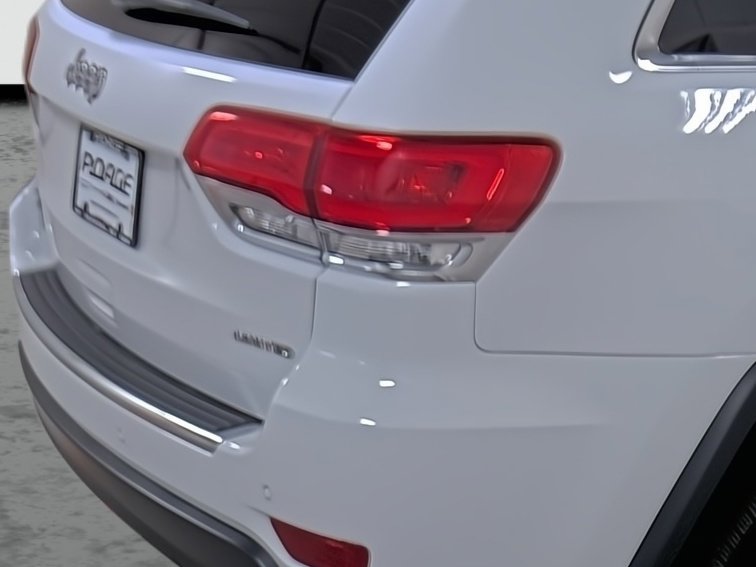 Used 2019 Jeep Grand Cherokee Limited AWD/4WD image 13