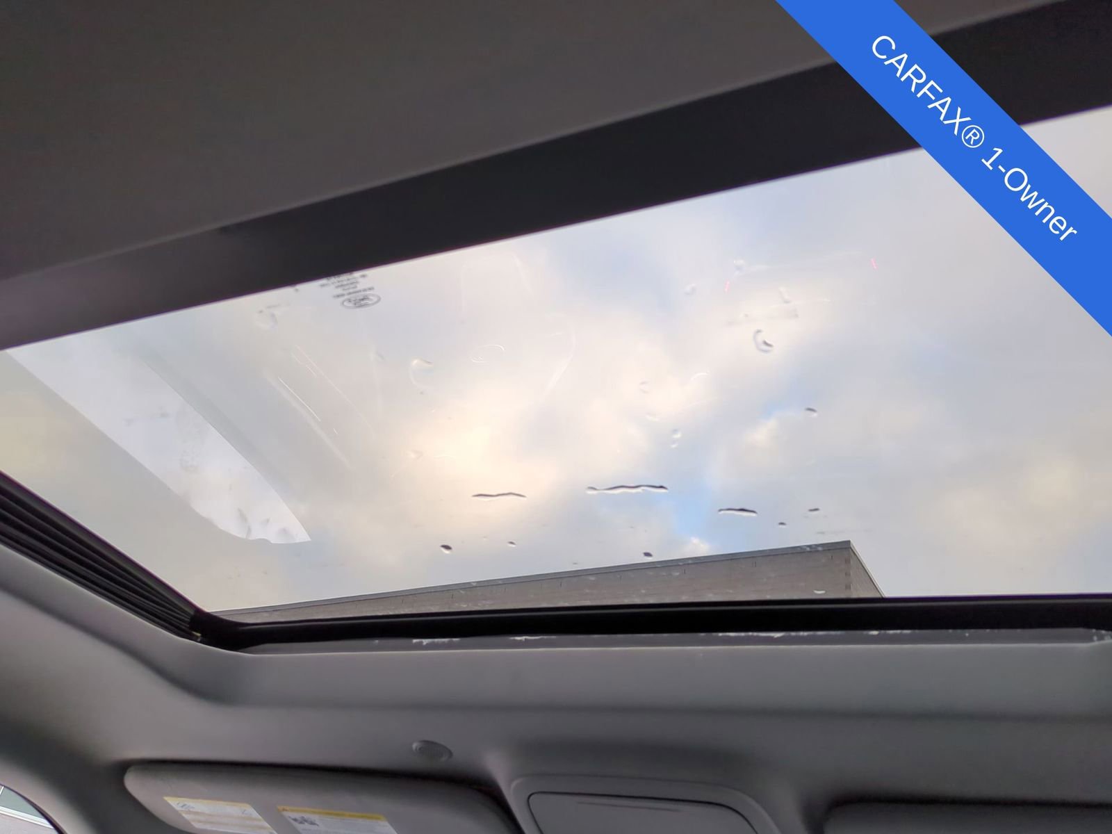 Used 2023 Ford Explorer XLT w/ Equipment Group 202A image 28