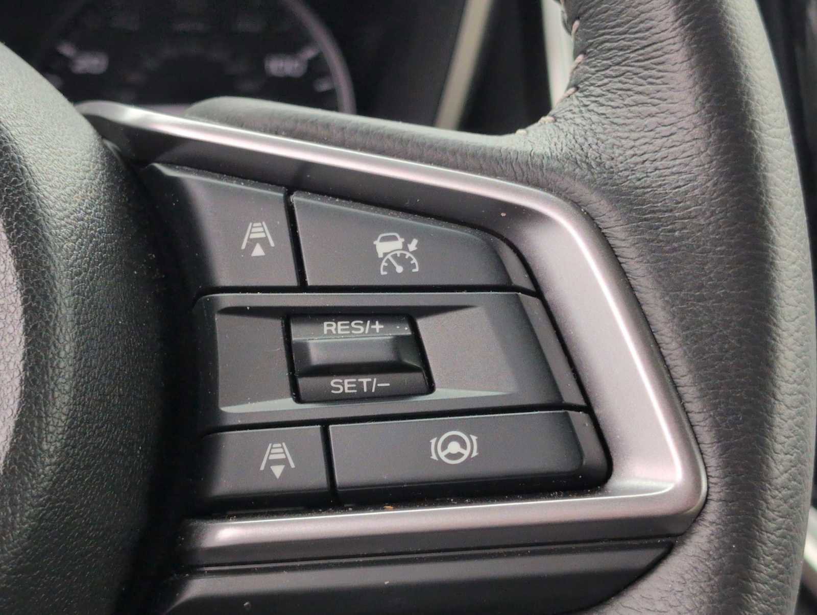 Used 2025 Subaru Ascent Premium image 24