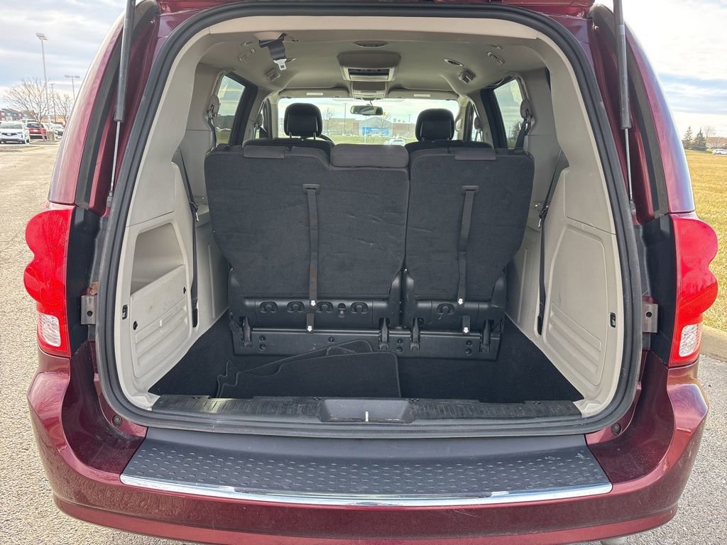 Used 2017 Dodge Grand Caravan SE w/ Power Window Group image 10