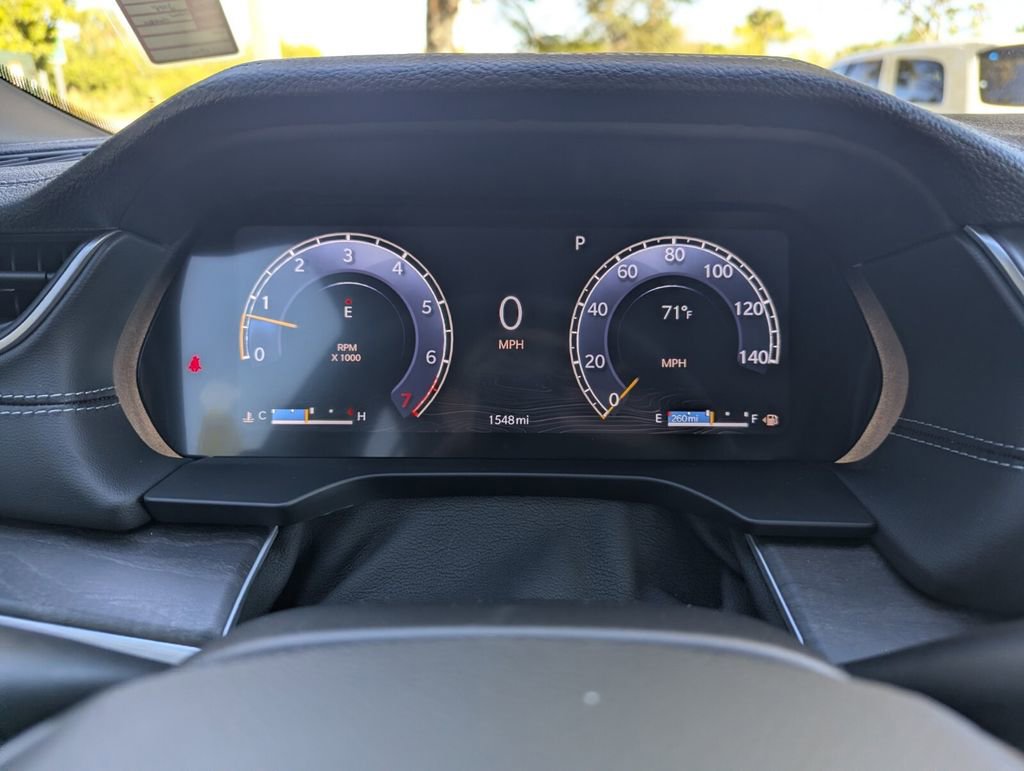 Used 2025 Jeep Grand Cherokee Limited image 29