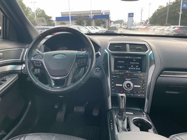 Used 2016 Ford Explorer Platinum AWD/4WD image 15
