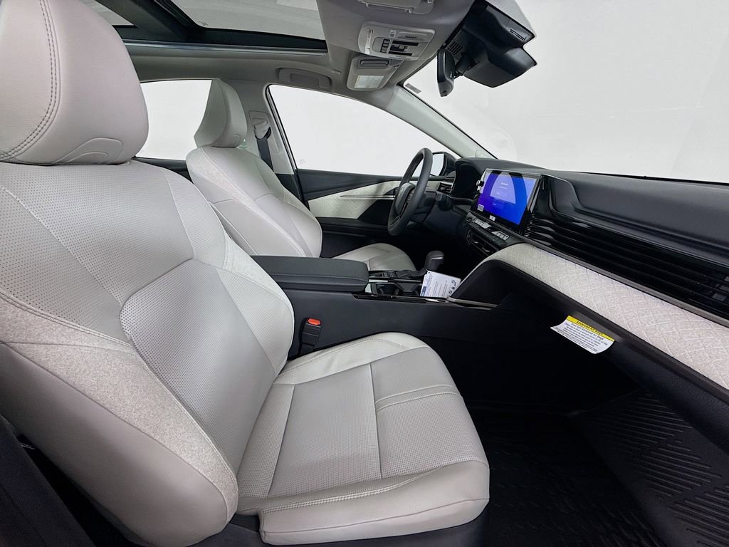 New 2026 Toyota Camry XLE w/ Premium Package AWD/4WD image 31