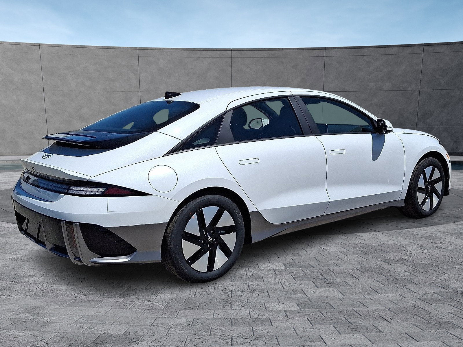 New 2025 Hyundai Ioniq 6 SE image 7