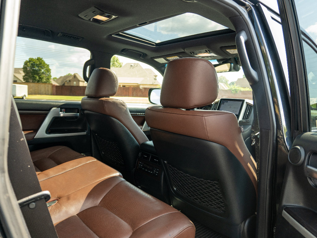 Used 2020 Toyota Land Cruiser AWD/4WD image 18