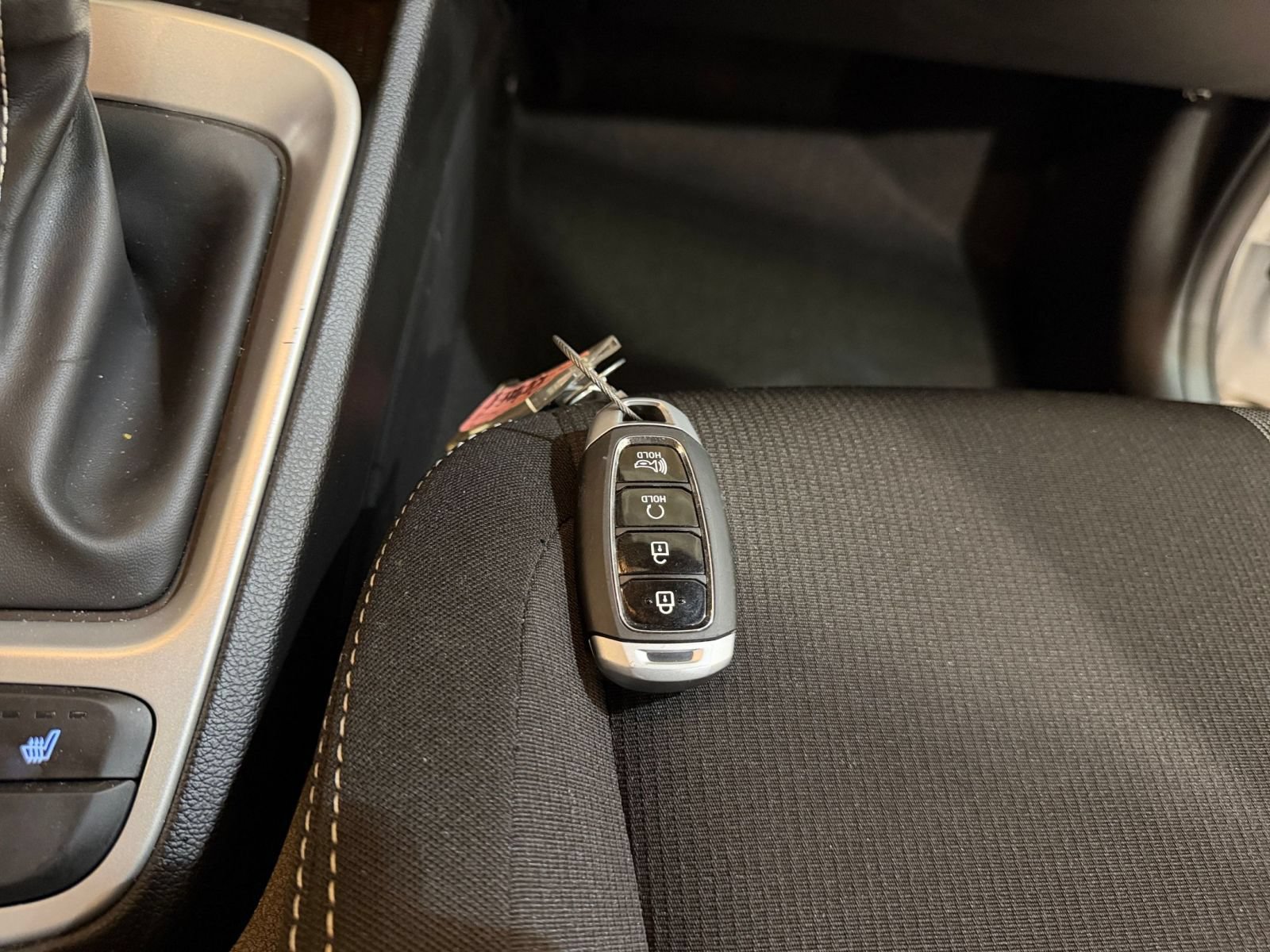 Used 2026 Hyundai Venue SEL FWD image 17