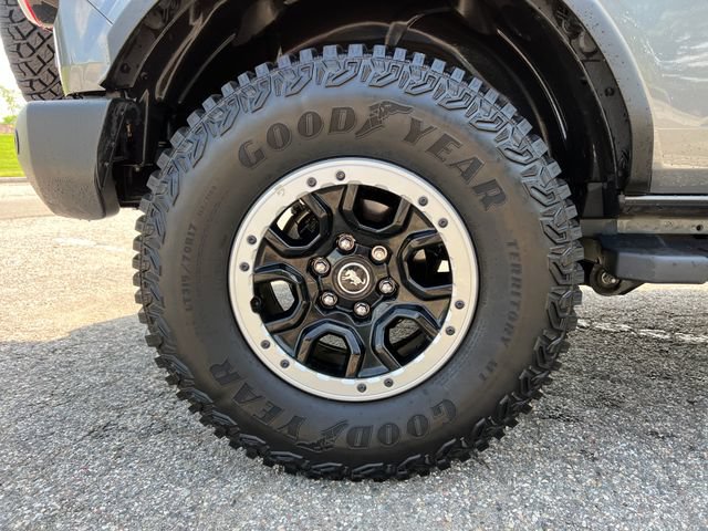 Used 2022 Ford Bronco Outer Banks w/ Sasquatch Package AWD/4WD image 14