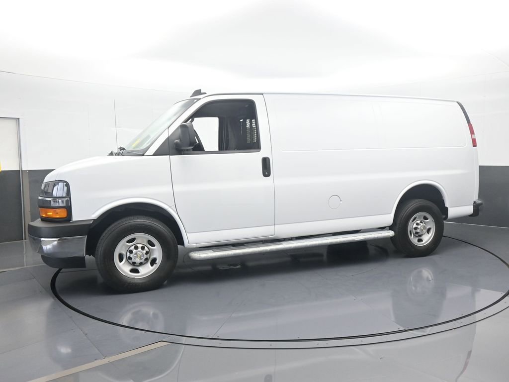 Used 2024 Chevrolet Express 2500 w/ Driver Convenience Package video 2