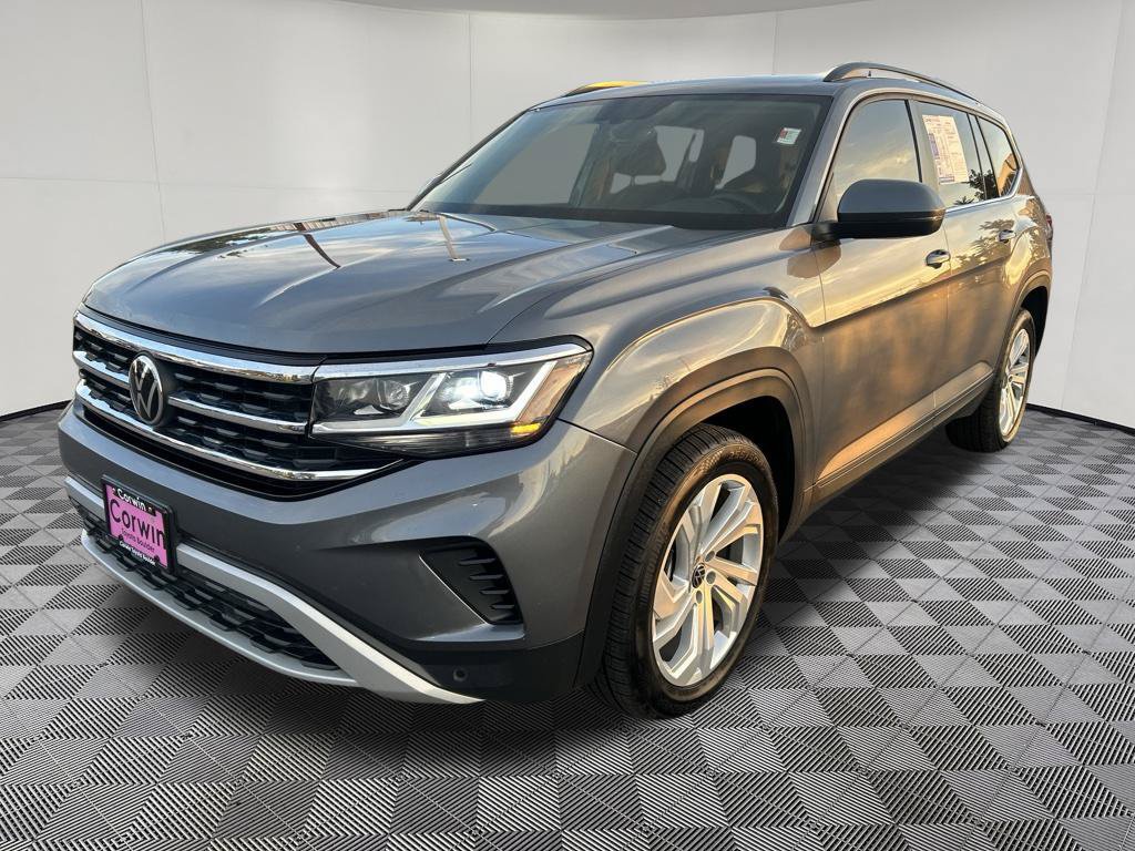 Used 2021 Volkswagen Atlas SE w/ Panoramic Sunroof Package AWD/4WD image 3