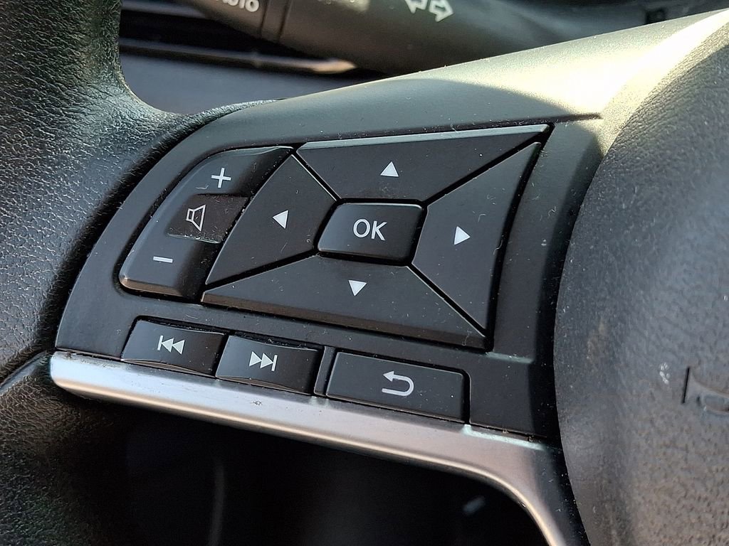 Used 2024 Nissan Sentra SV image 21