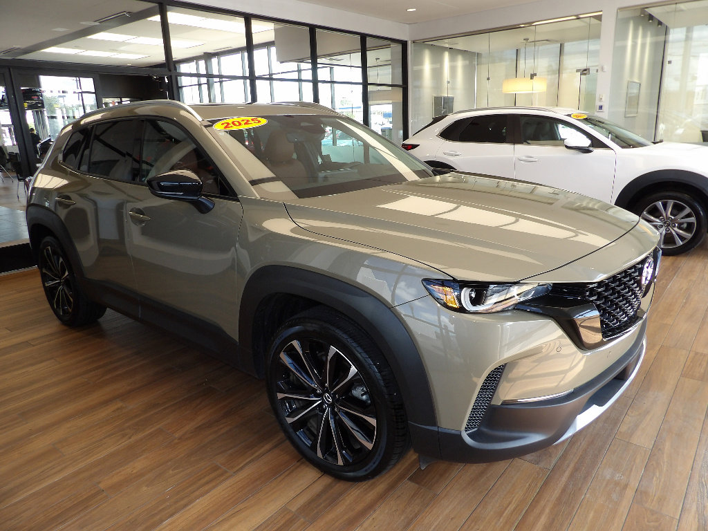 Certified 2025 MAZDA CX-50 2.5 Turbo w/ Premium Plus Pkg AWD/4WD image 3