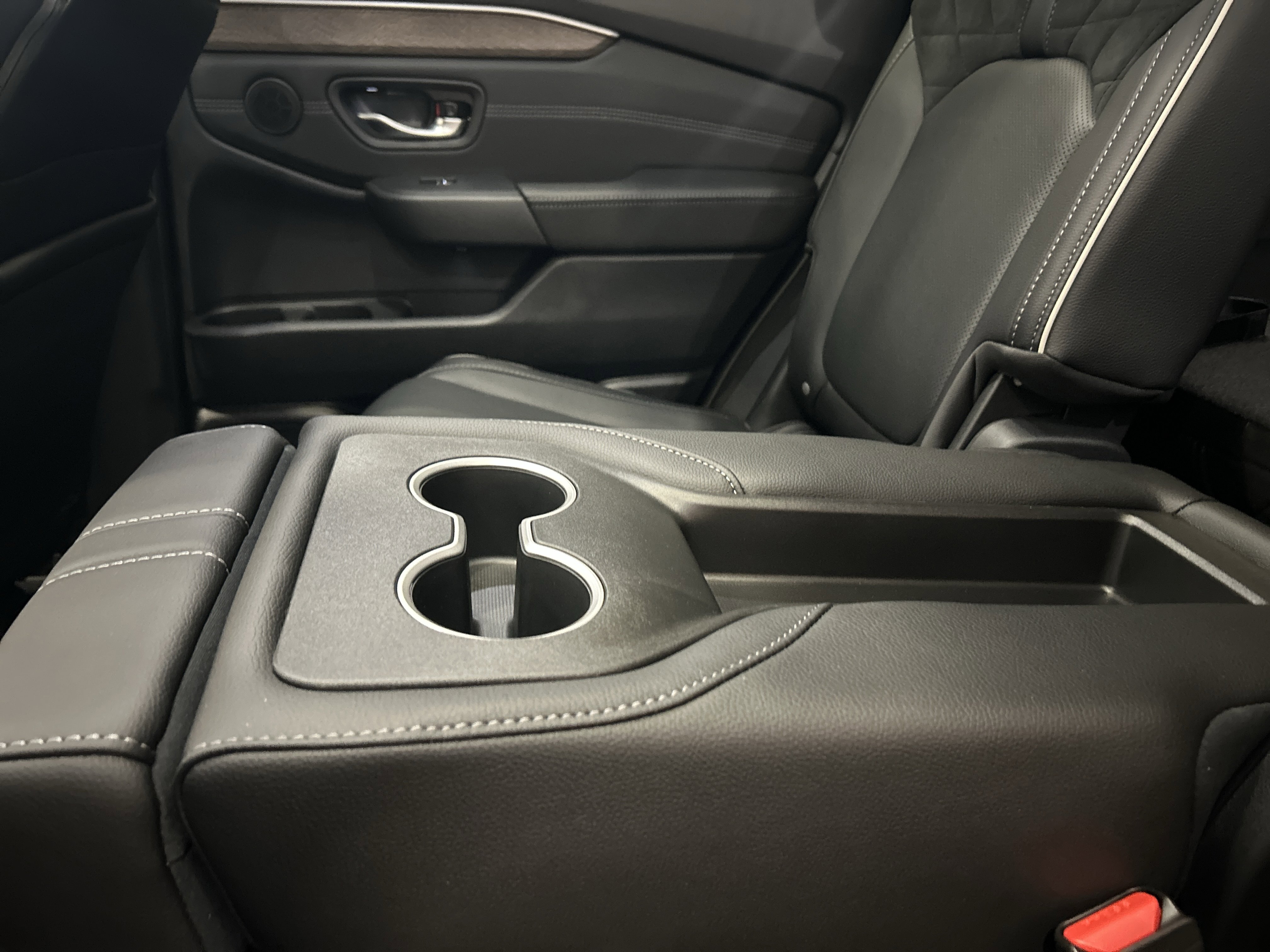 Used 2026 Honda Pilot Elite image 27