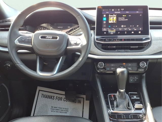 Used 2024 Jeep Compass Latitude AWD/4WD image 20