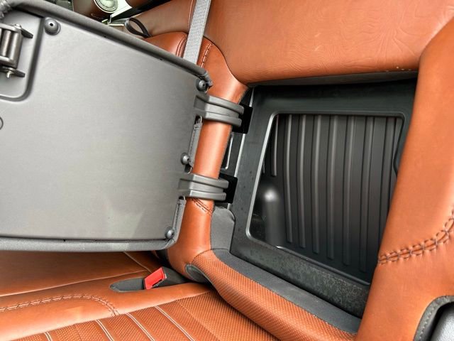 Used 2024 GMC Sierra 3500 Denali Ultimate AWD/4WD image 49