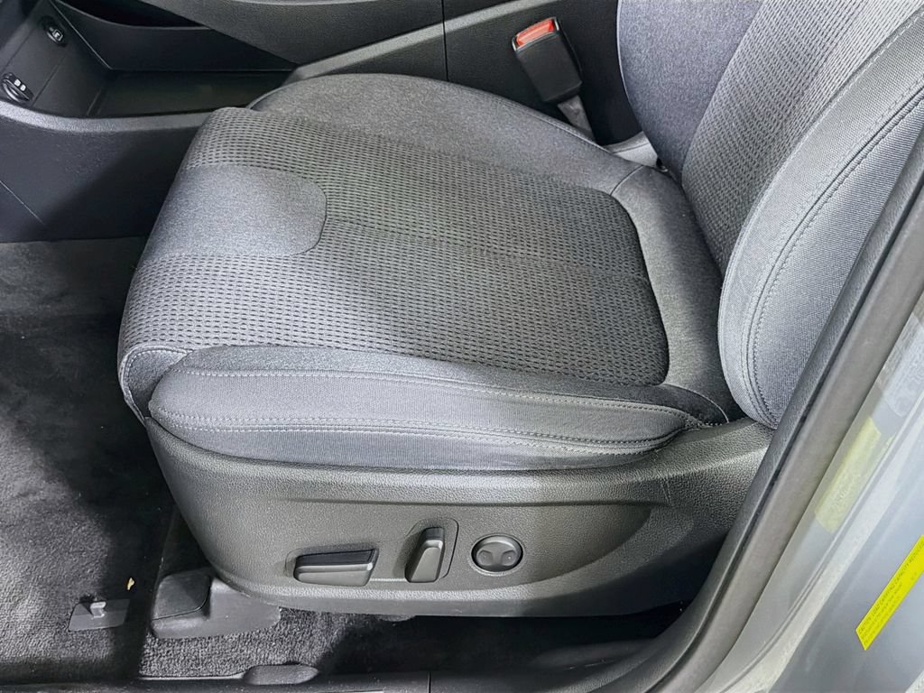 Used 2022 Hyundai Santa Fe SEL w/ Convenience Package FWD image 22