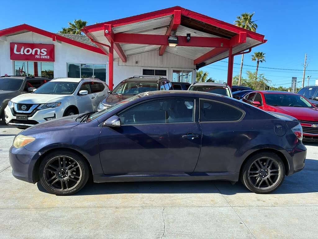 Used 2010 Scion tC FWD image 4
