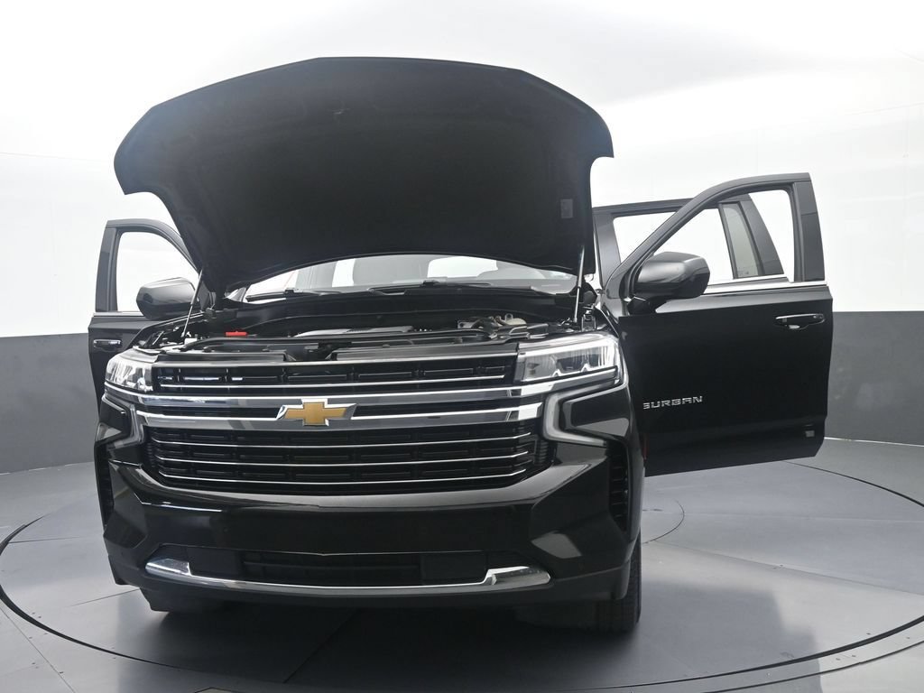 Used 2024 Chevrolet Suburban LT RWD image 77