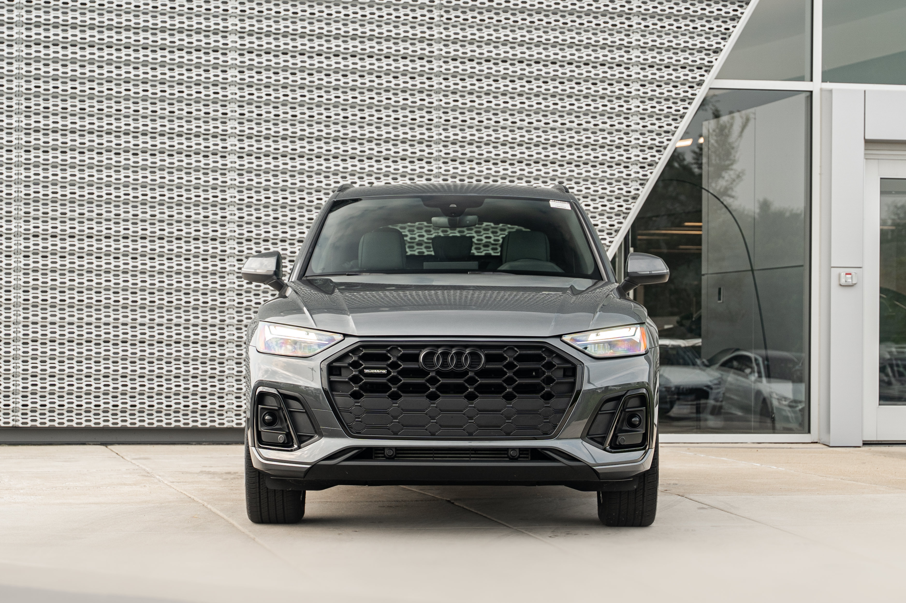 Certified 2024 Audi Q5 2.0T Premium AWD/4WD image 29