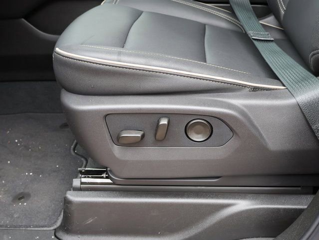 New 2026 GMC Yukon Elevation image 43