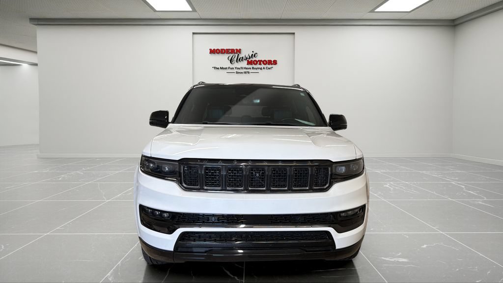 Used 2024 Jeep Grand Wagoneer L Series II w/ Quick Order Packagew 28T AWD/4WD image 8
