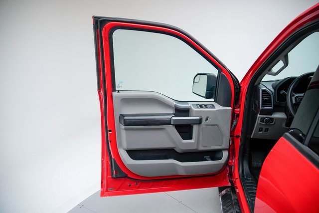 Used 2017 Ford F150 XLT w/ Equipment Group 302A Luxury image 22