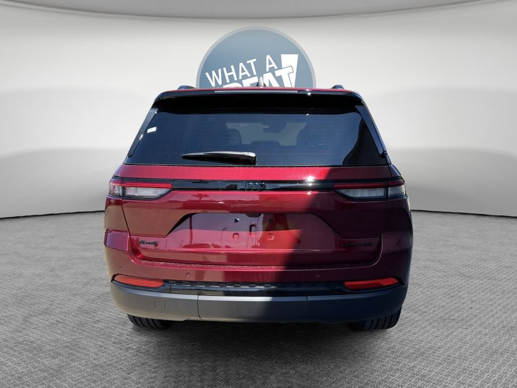 New 2025 Jeep Grand Cherokee Limited w/ Black Appearance Package AWD/4WD image 7