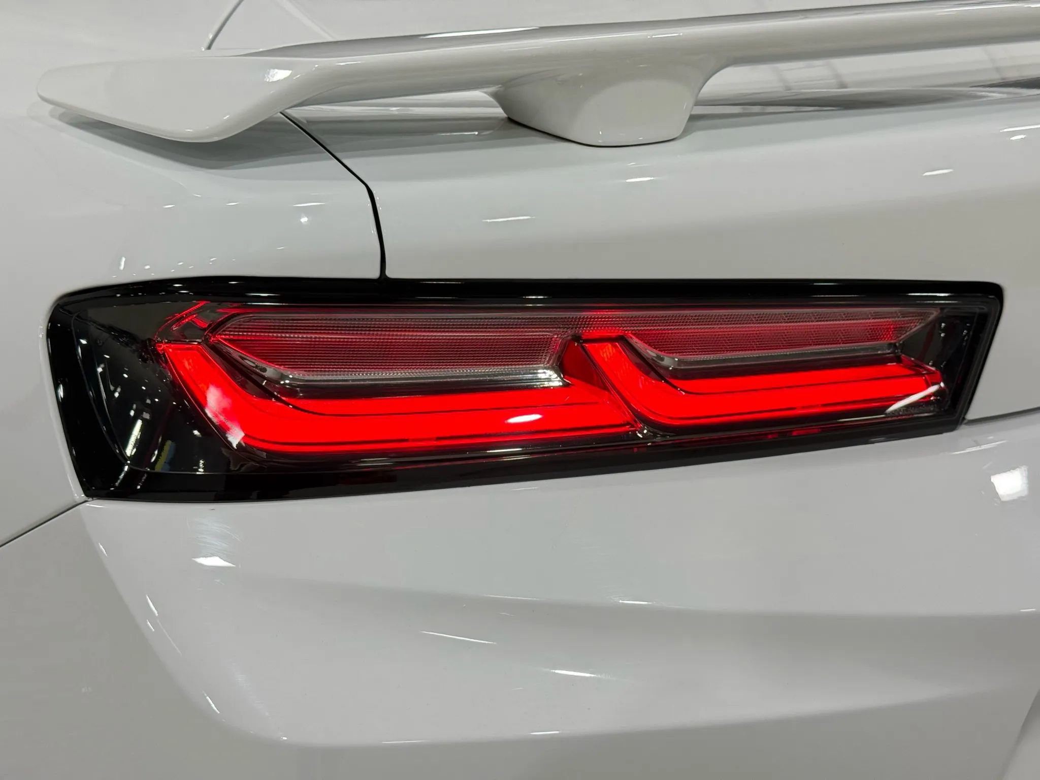 Used 2018 Chevrolet Camaro SS image 62