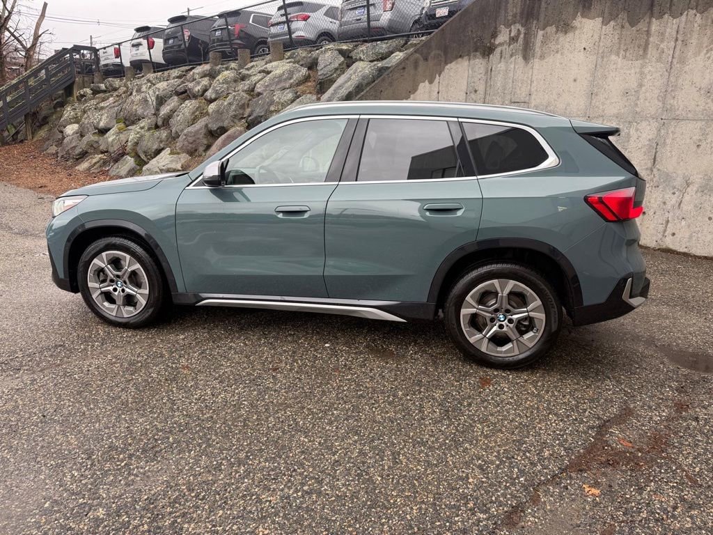 Used 2023 BMW X1 xDrive28i w/ Convenience Package AWD/4WD image 2