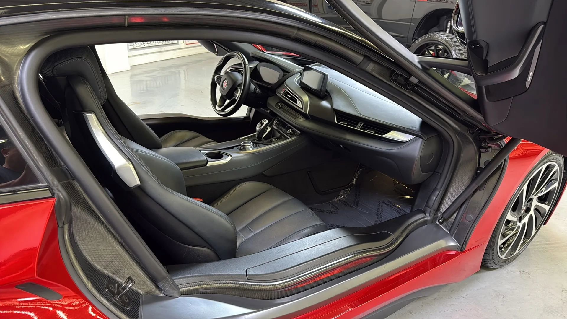 Used 2015 BMW i8 AWD/4WD image 20