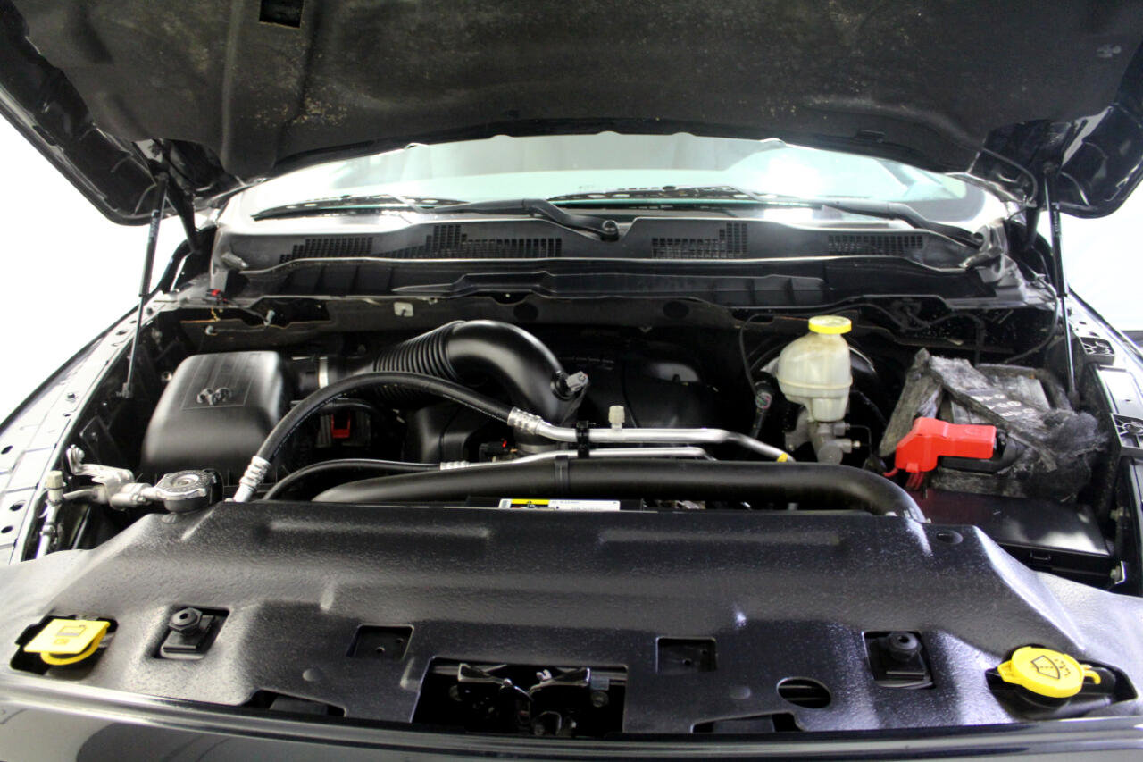 Used 2017 RAM 1500 Express image 28