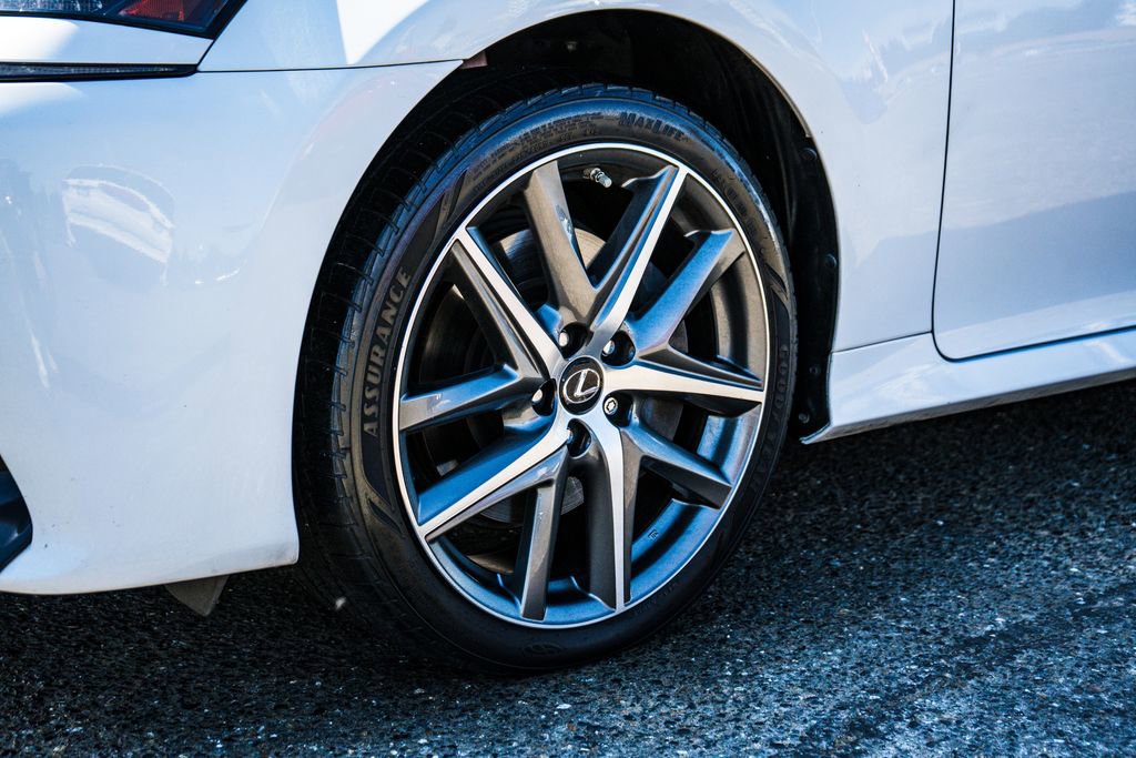 Used 2019 Lexus GS 350 F Sport AWD/4WD image 13