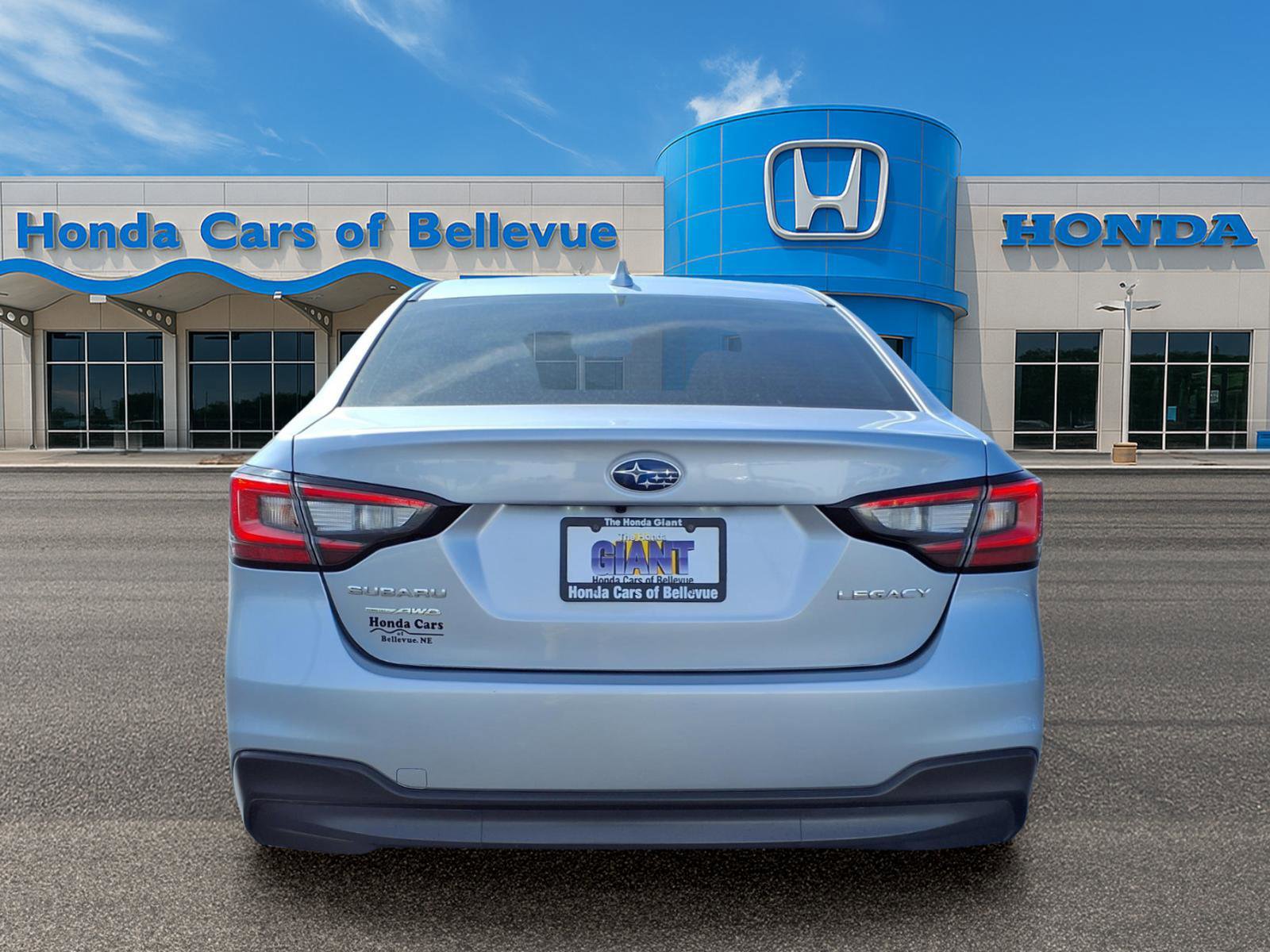 Used 2022 Subaru Legacy Premium AWD/4WD image 4