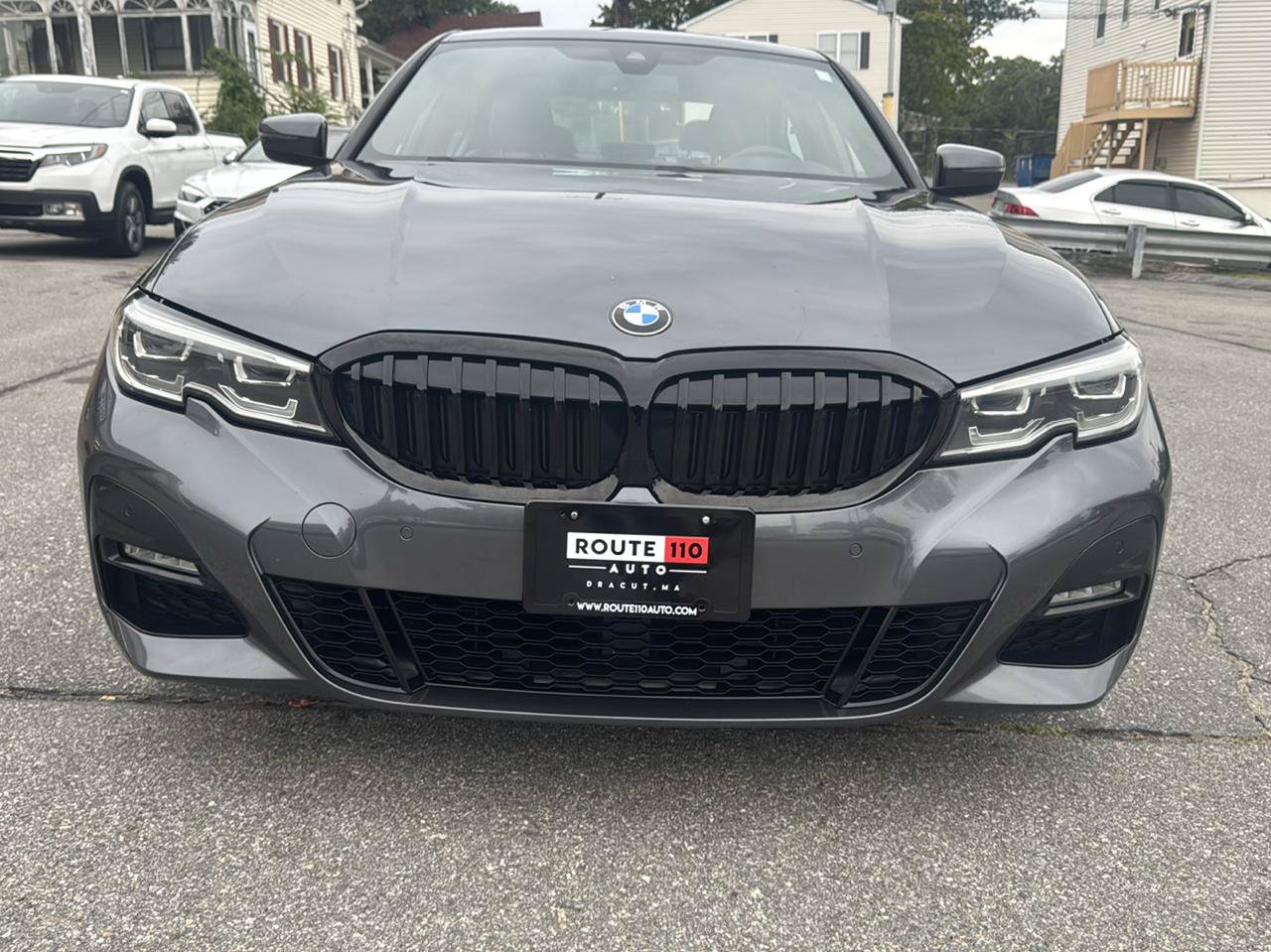 Used 2019 BMW 330i xDrive Sedan w/ M Sport Package AWD/4WD image 4