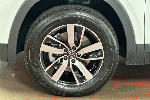 Certified 2023 Volkswagen Atlas SE AWD/4WD image 35