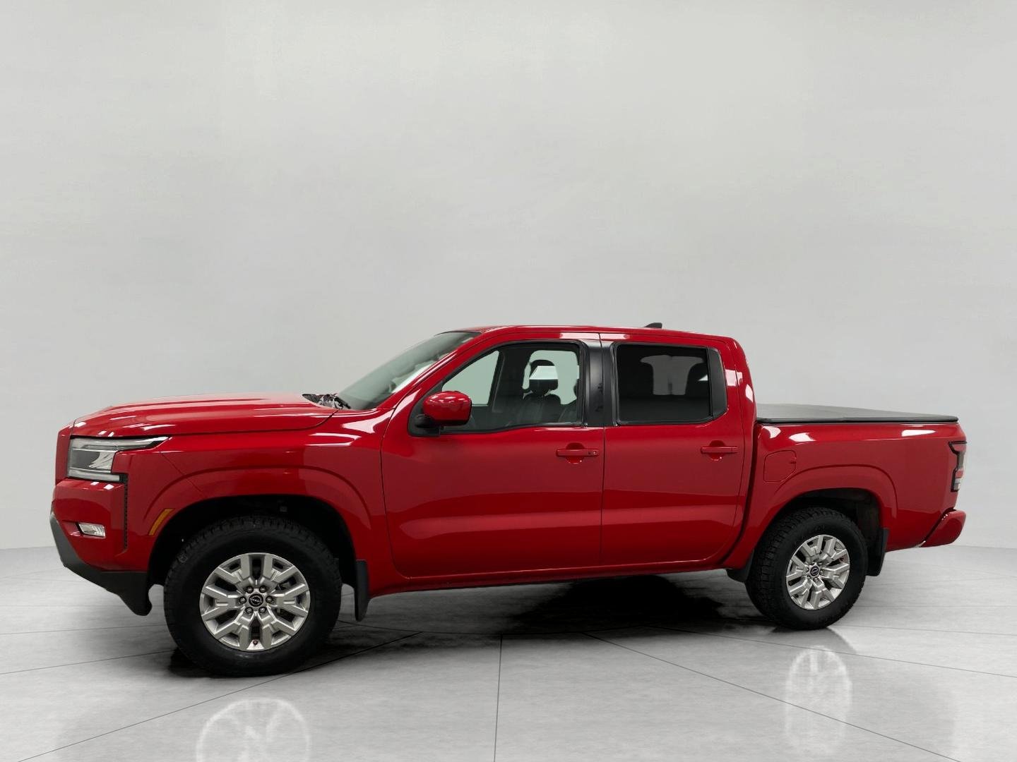 Used 2023 Nissan Frontier SV w/ SV Premium Package image 9