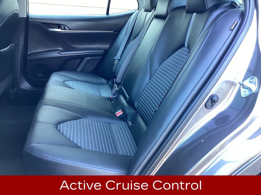 Used 2024 Toyota Camry SE image 13