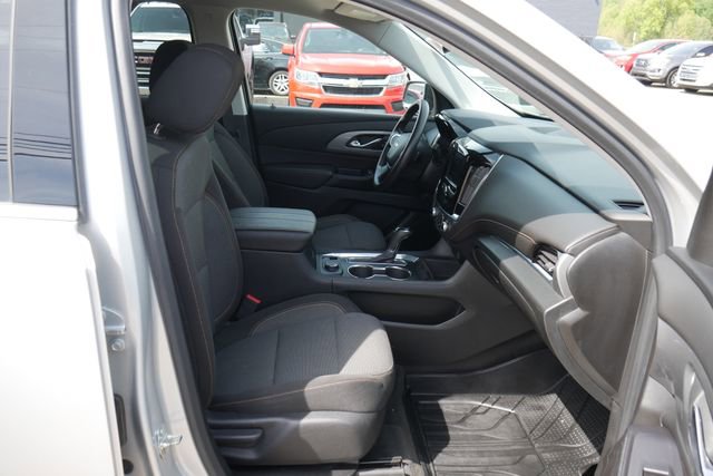 Used 2020 Chevrolet Traverse LS w/ LPO, Floor Liner Package AWD/4WD image 25
