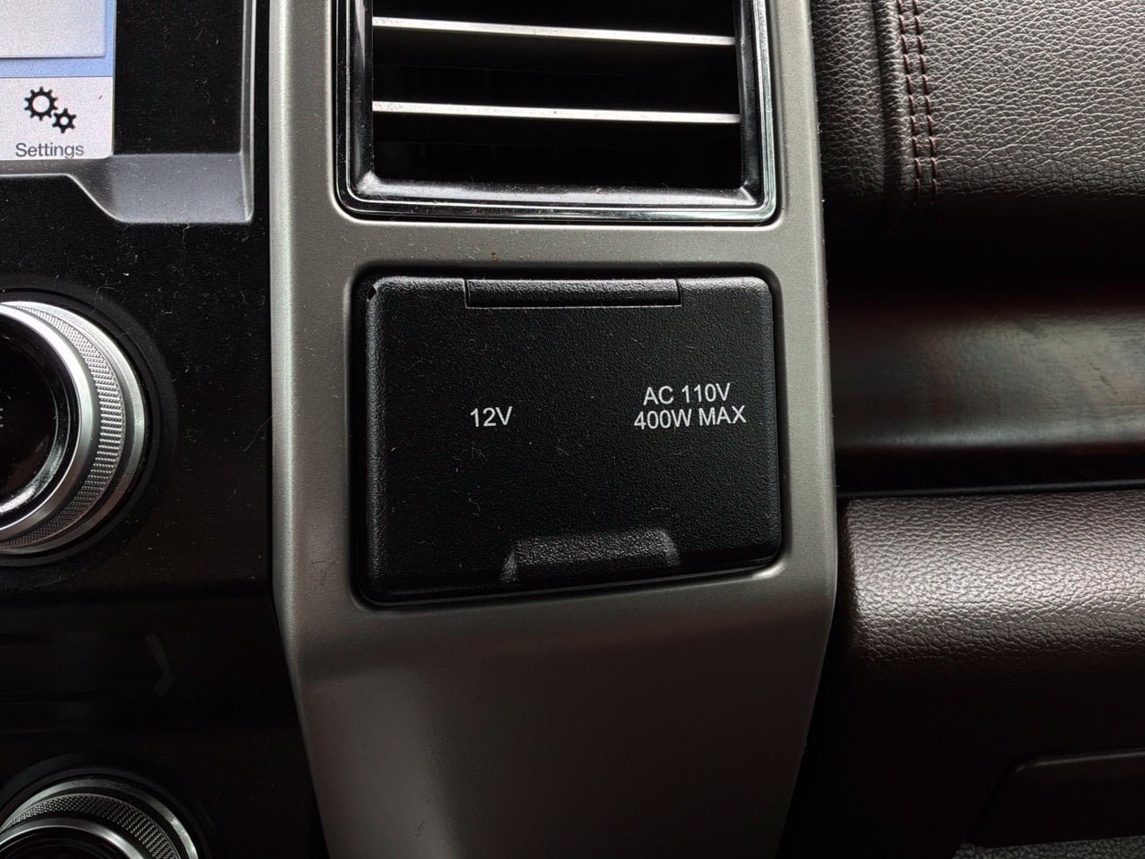 Used 2018 Ford F150 King Ranch w/ Equipment Group 601A Luxury AWD/4WD image 46