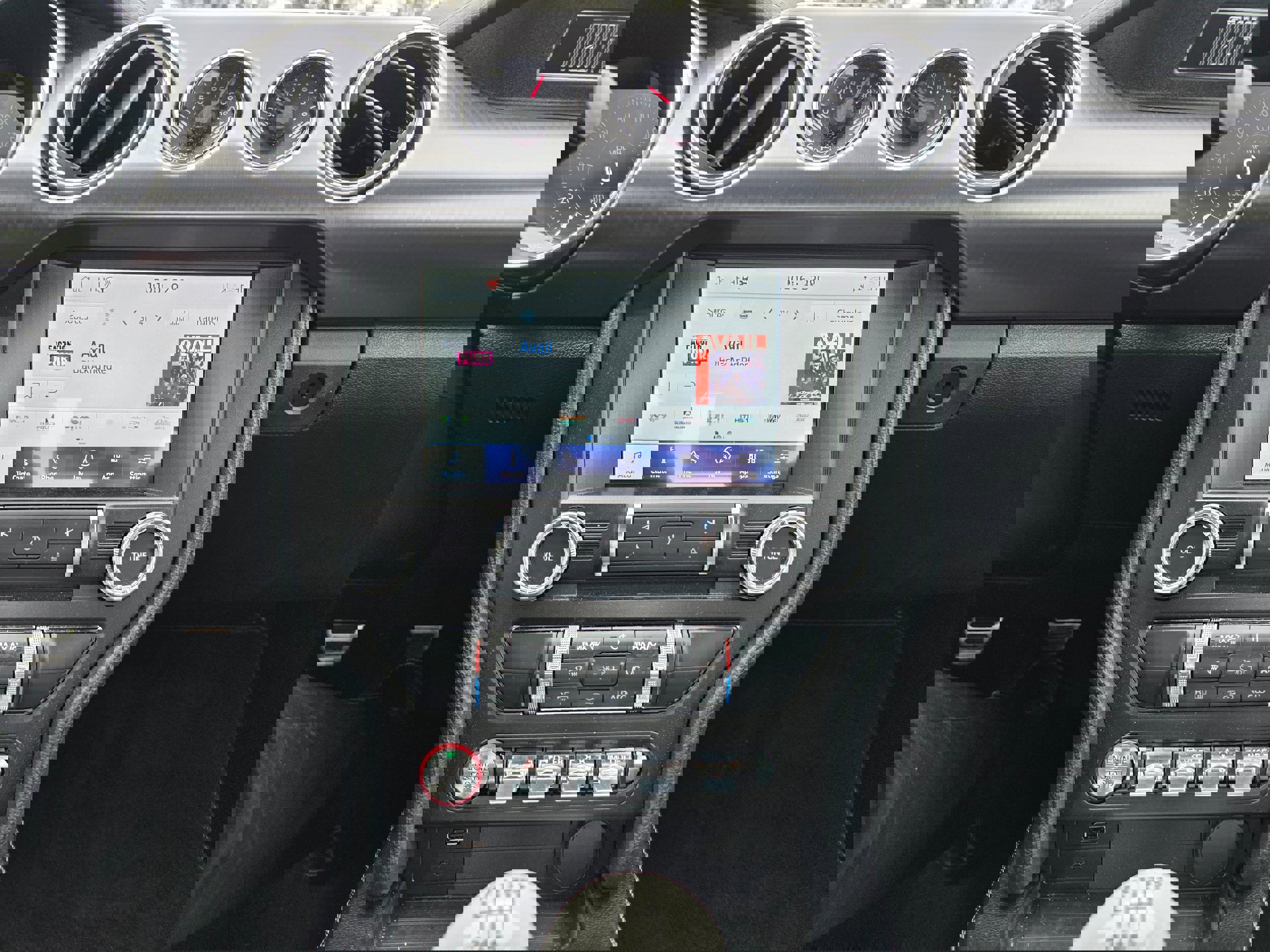 Used 2022 Ford Mustang Mach 1 w/ Mach 1 Handling Package image 11