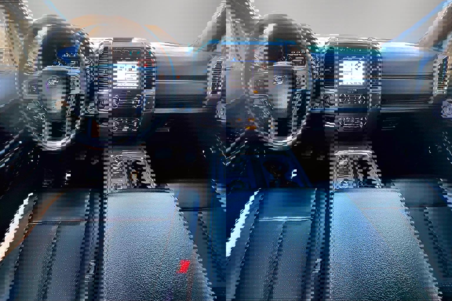 Used 2019 Ford Expedition XLT w/ Equipment Group 201A image 7