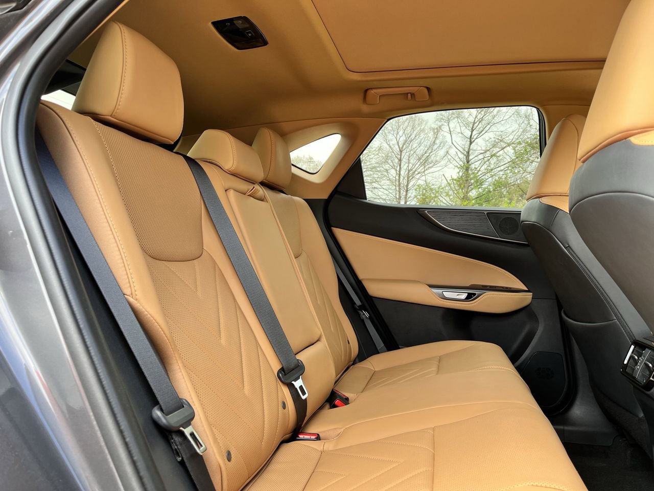 Used 2025 Lexus NX 350h AWD w/ Accessory Package (2T) image 27