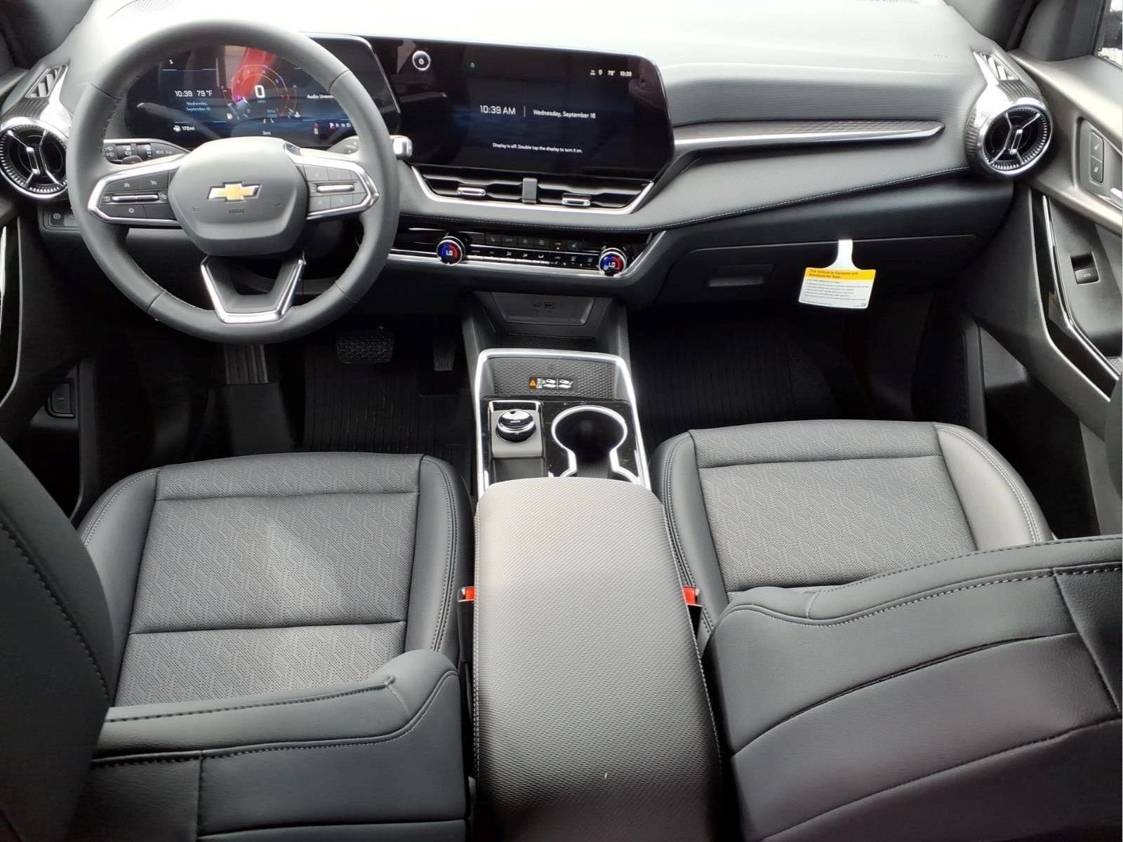 New 2027 Chevrolet Equinox LT w/ Convenience Package II FWD image 7