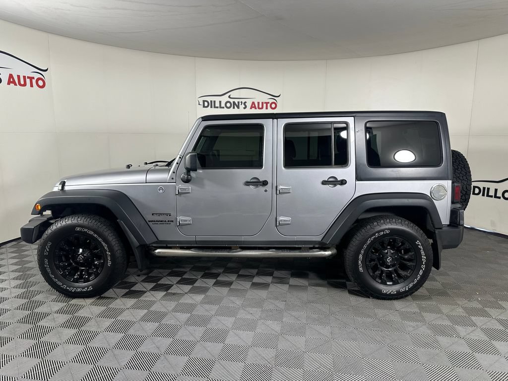 Used 2013 Jeep Wrangler Unlimited Sport AWD/4WD image 3