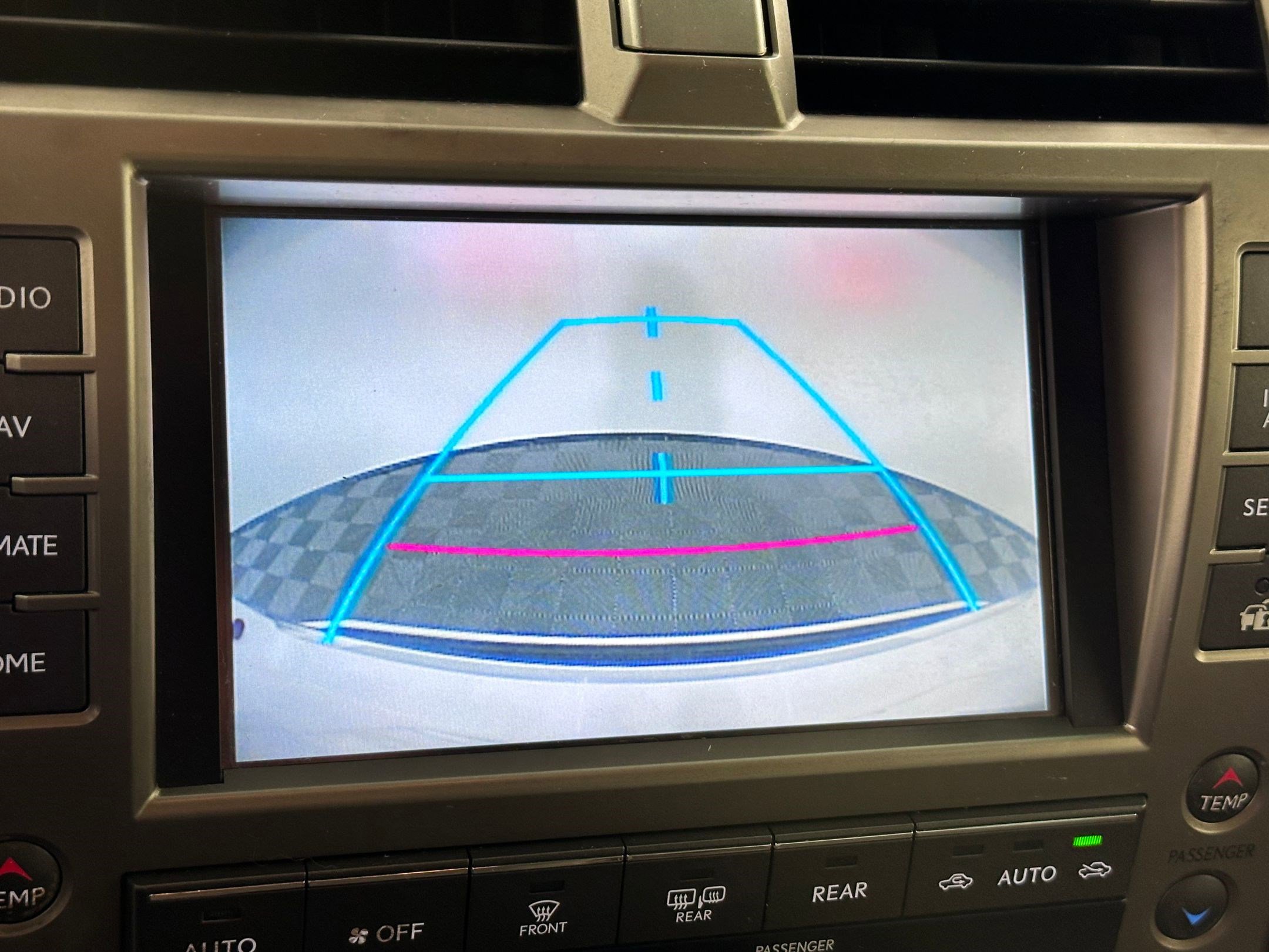 Used 2014 Lexus GX 460 Luxury image 26