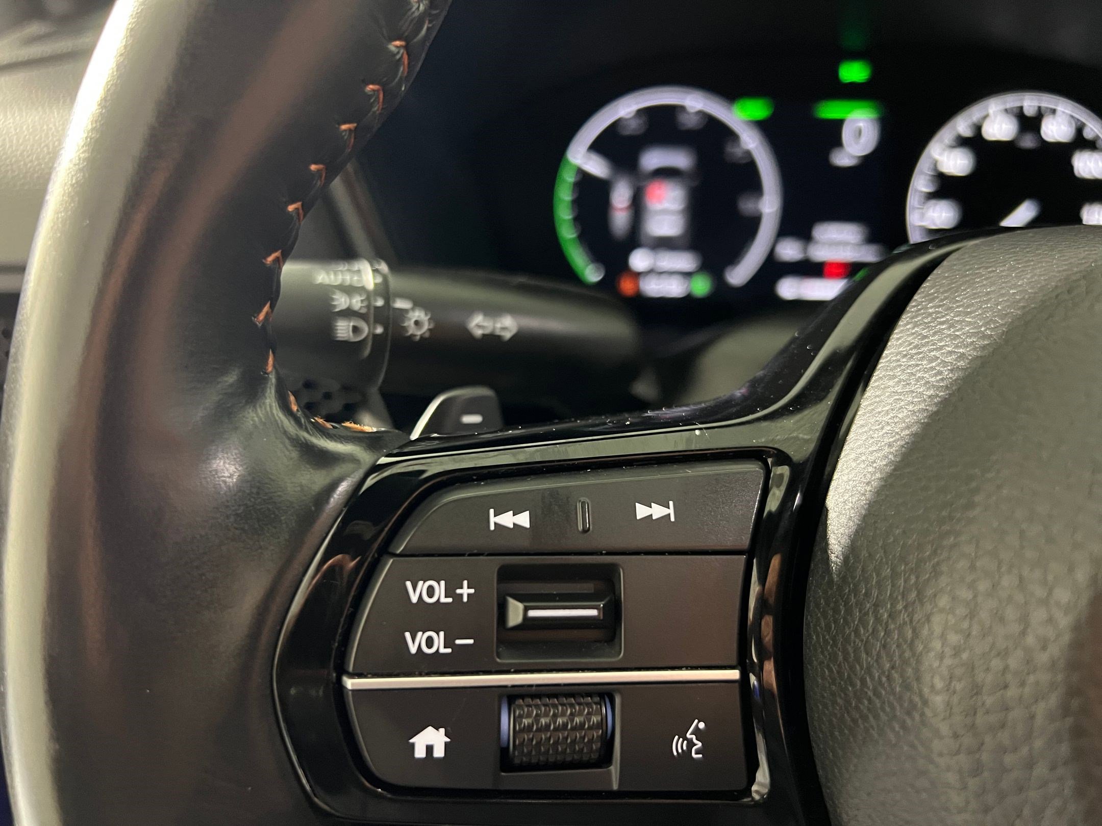 Used 2023 Honda CR-V Sport Touring image 18