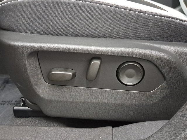 Used 2025 Buick Envision Sport Touring AWD/4WD image 25